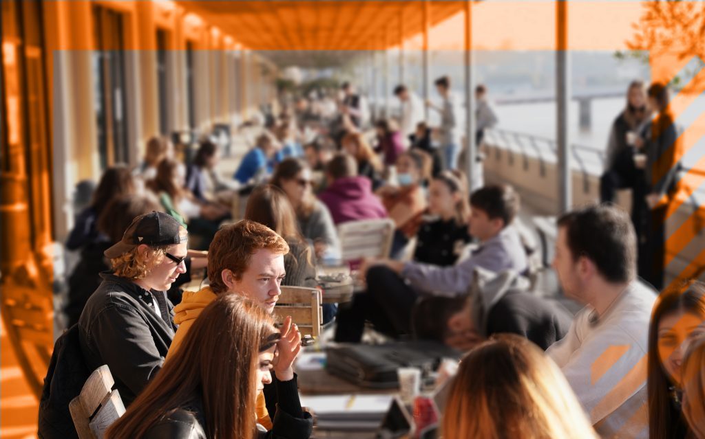Students on the terrace of the Bordeaux campus
